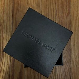 *MICHEAL KORS* watch box